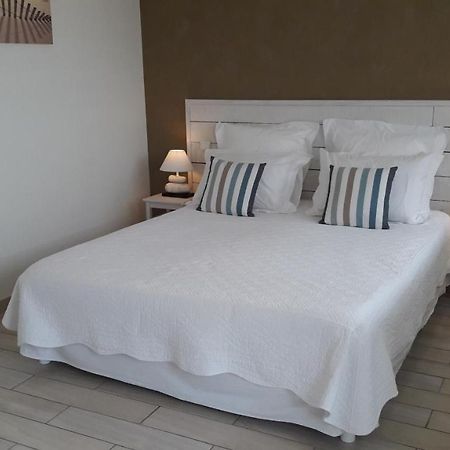 Bed and Breakfast Les Sables Santec Экстерьер фото